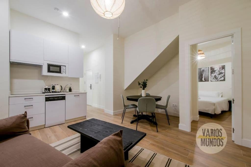 Cozy Y Centrico Apt Para 6Pax En Plaza Del Carmen E2 Madrid Exterior foto